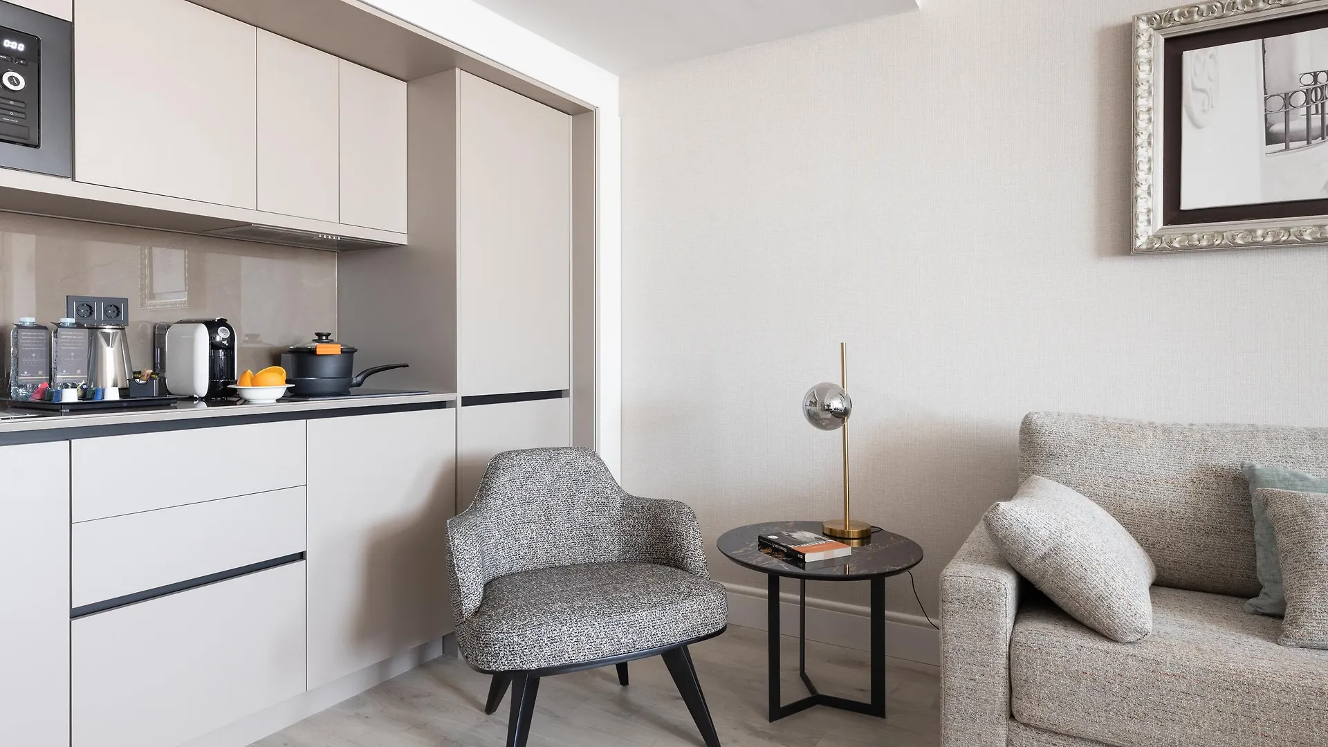 Apartment Suites Barcelona Center Spain