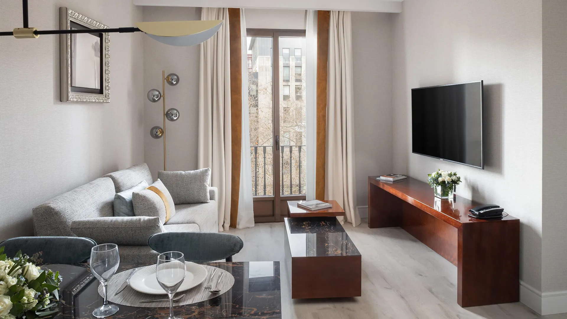 Apartment Suites Barcelona Center Spain